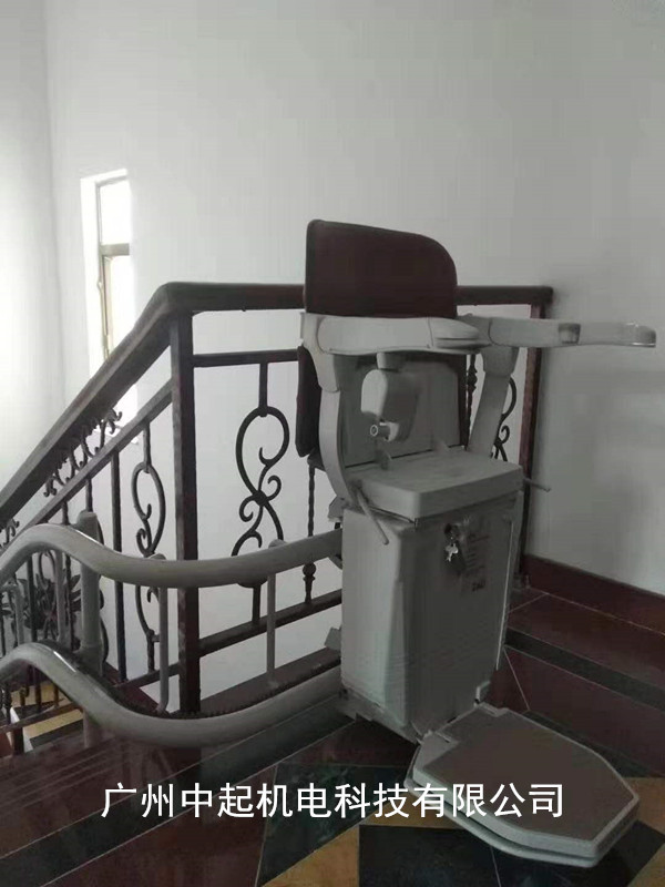 中起機電：廣州白云區6層自建房成功安裝仕騰達座椅電梯
